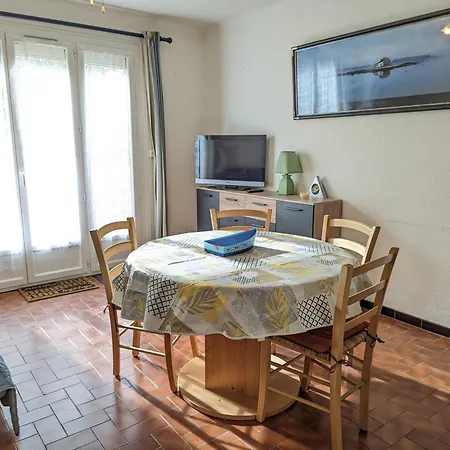 T2 Proche A Port-la-nouvelle, Terrasse Et Parking Inclus - Fr-1-797-29 Apartment *