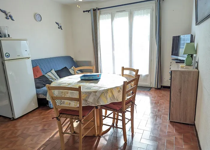 דירה T2 Proche A Port-la-nouvelle, Terrasse Et Parking Inclus - Fr-1-797-29 פור-א-נובל